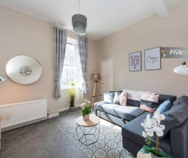 Downtown and central 1 bed in Edinburgh, sleeps 4