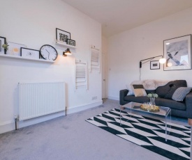 Stylish and Comfortable City Centre Apartment