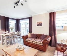 The Botanist Apartment Edinburgh Old Town 2 Bedroom Lift Parking previously The Parkgate Residence