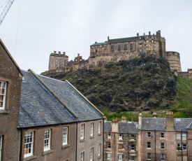 Apartment in Edinburgh with great view on Castle