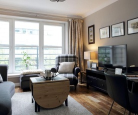 Beautiful Royal Mile apartment