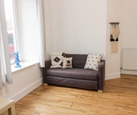 Charming 2-Bedroom Apartment in central Edinburgh