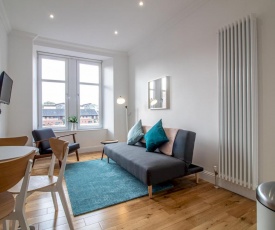 Modern 1BR Apartment in Heart of West End