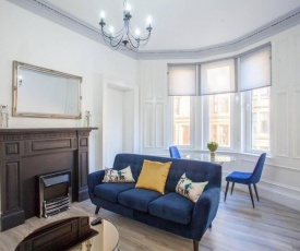 Modern 2 bedroom in the heart of West end.