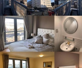 Penthouse 3 Bedroom Luxury Apartment - Bath Street - Glasgow City Centre